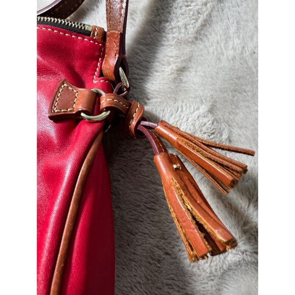 Dooney & Bourke Red Leather Crossbody Bag W/ Tassels Adjustable Strap Boutique - Picture 4 of 15